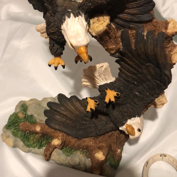 Clock with 3D Bald Eagles - Picture 2 of 6